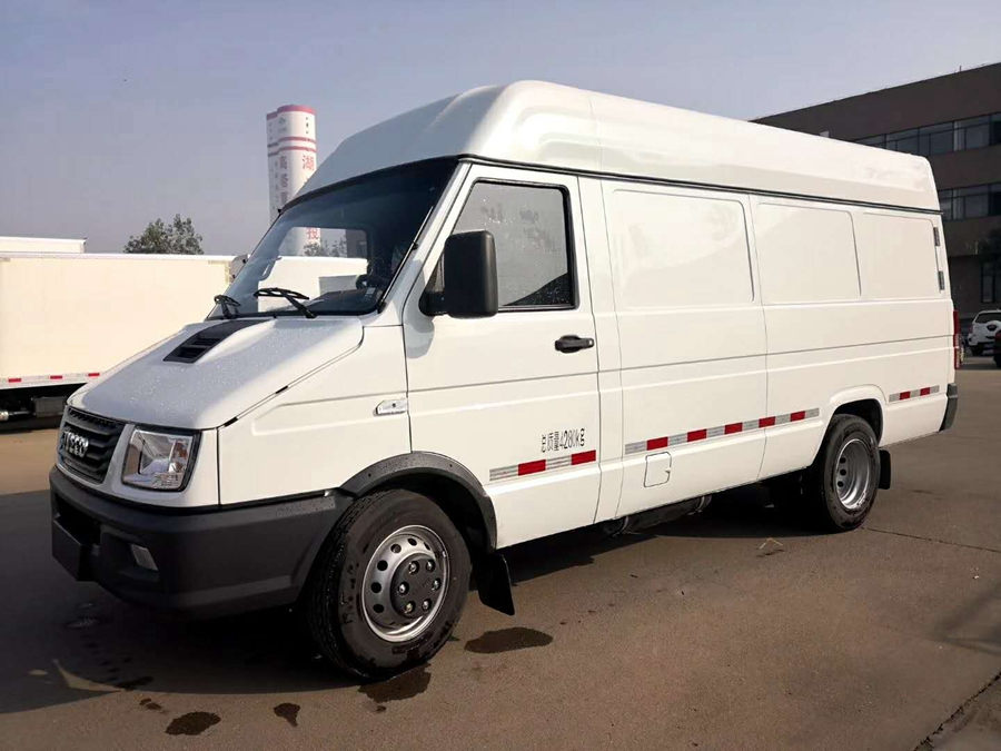 南京依維柯麵包式冷藏車