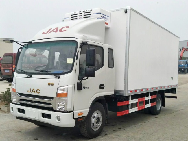 江淮帥鈴排半冷藏車-廂長5.2米